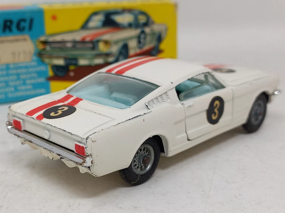 Corgi Toys 325 - Ford Mustang Fastback 2+2 - Escala 1/43 - Caja Original (1965) - Imagen 4 de 4