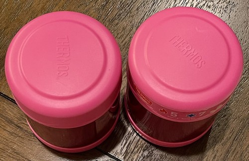 Tarro de comida al vacío aislado de acero inoxidable THERMOS FUNtainer de 10 onzas rosa caliente - Imagen 4 de 20