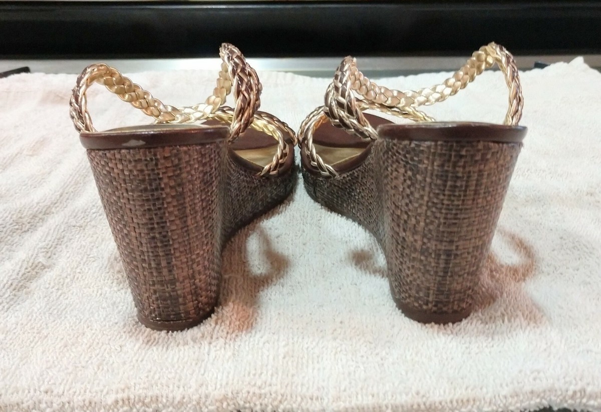 TOMMY HILFIGER WOMENS GOLD WEDGES SANDALS SHOES SIZE US 7 WOMEN | eBay
