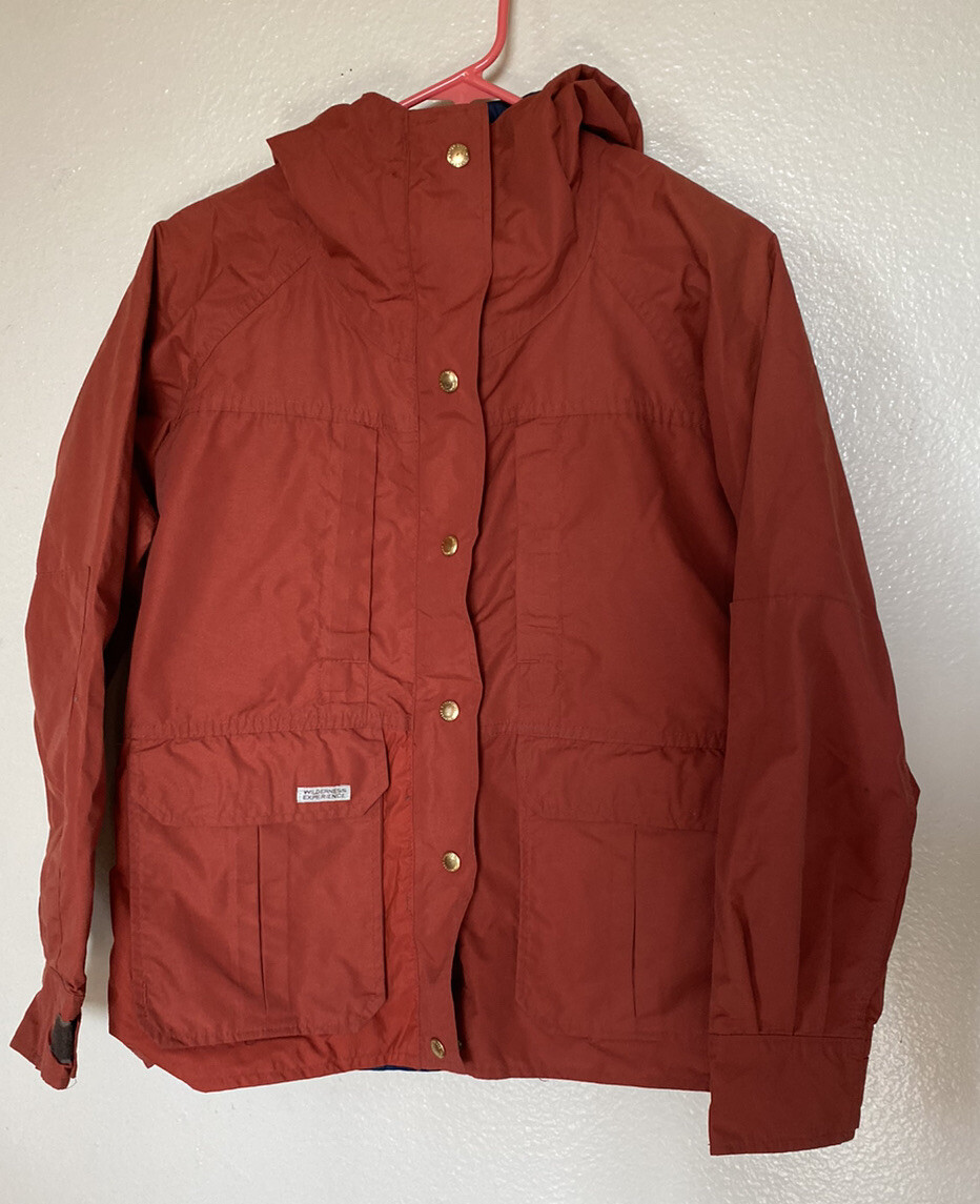Vintage Wilderness Experience M Red Solo Cascade Gore Tex Jacket