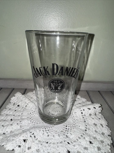 EUC Jack Daniels Old No.7 Whiskey Pint Glasses, 16oz. Vintage, Black Logo