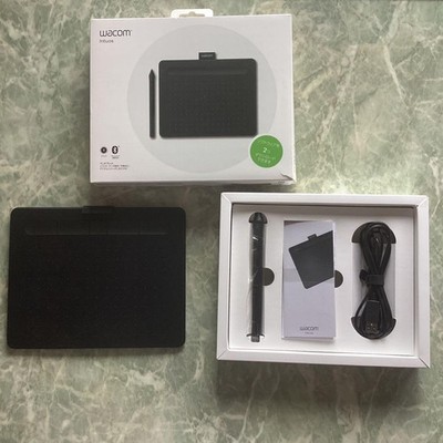 Wacom Intuos Small CTL-4100WL/K0 Schwarz Grafiktablett Zeichnen Neuwertig