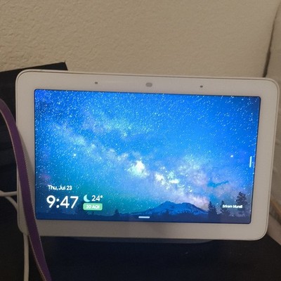 Google Nest Hub Smart Display White, Google Assistant, Wi-Fi Bluetooth