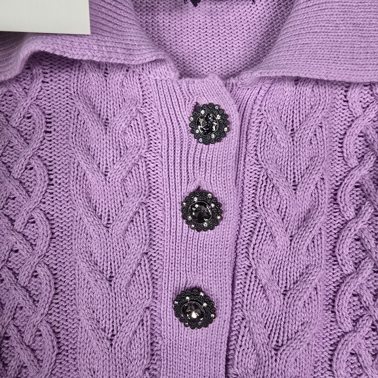 Picture 4 of 12