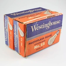 Lot of 6 Westinghouse No. 22 Flashbulbs - Clear Synchro-Press Mazda Screw In