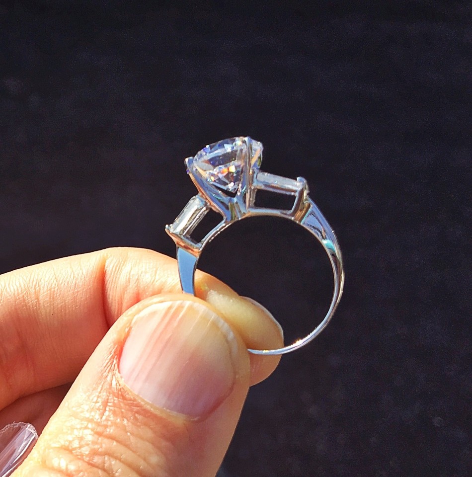 10 Ct Extra Brillant Haut Russe Qualité Zircone Moissanite Simulant