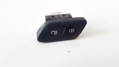 Volkswagen Polo 2011 Door central locking lock switch control (DOO #894828-14