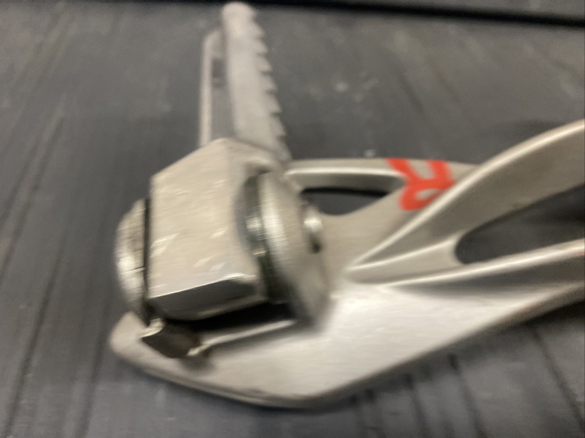 ゆぴ 2006 Kawasaki Ninja ZX10R Right rear passenger foot peg and