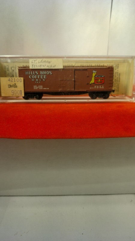Kadee Micro Trains 42100 (161) HBCX. 40' Wood Sh. Sgl Dr Box, New, N Scale RARE
