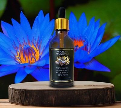 Kaltgepresstes Moringaöl angereichert mit blauem Lotus 60ml