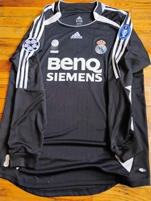 Real Madrid Ronaldo 9 長袖シャツ　06-07 Ronaldo #9 R9 Real Madrid jersey 2006/2007 Long Sleeve Black Retro
