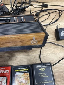 Atari CX-2600 Heavy Sixer Video Computer System Console w Controllers - UNTESTED