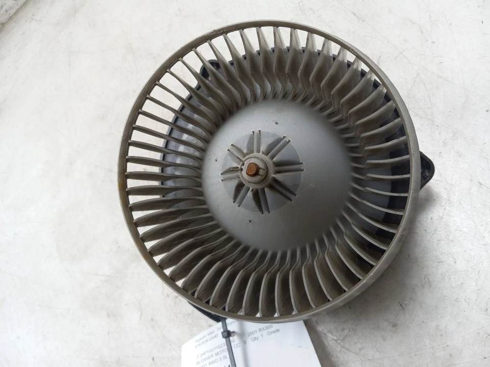 99-03 LEXUS RX300 3.0L AWD AT AC BLOWER MOTOR - Image 3 of 4