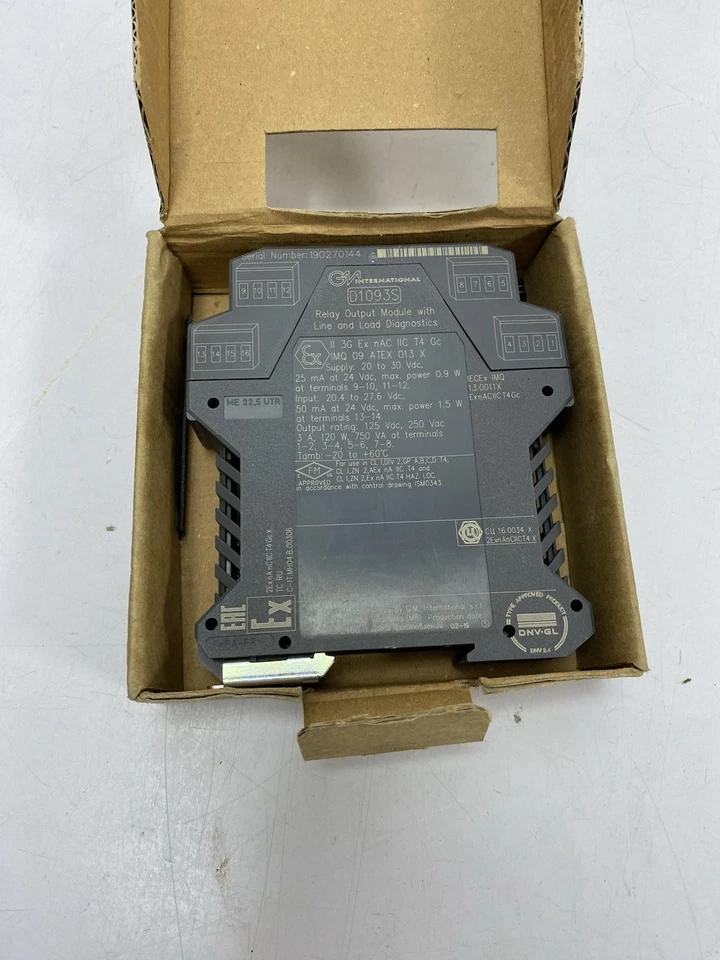 GM International D1093S Relay Output Module with Line and Load diagnostics - Image 3 of 4