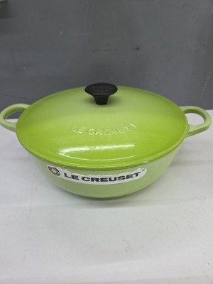 Le Creuset 22 Cast Iron Kiwi Round Soup/Stew Pot Marmite 2-3/4'' Qt. (Lid Damage)