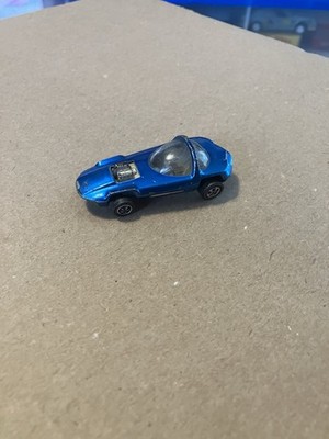 Hot Wheels Redline 1968 Silhouette US Blue with Original White Interior