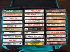 Cassette Tape Lot Country 30 Garth Brooks Reba Alan Jackson Travis Tritt Case