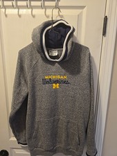Michigan Wolverines Champion Authentic Men's Large Hoodie