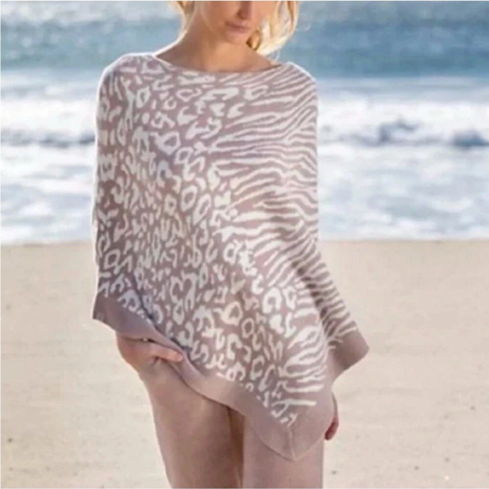 Barefoot Dreams Cozy Chic Ultra Lite Faded Rose Animal Print Poncho One Size