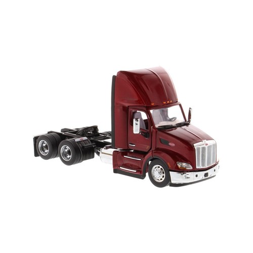 1/50 Legendary Red Peterbilt 579 UltraLoft Day Cab by Diecast Masters 71068 - Picture 7 of 8