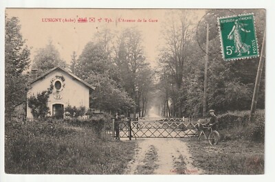 LUSIGNY SUR BARSE Aube CPA 10 die Avenue des Bahnhofs - der Bahnübergang