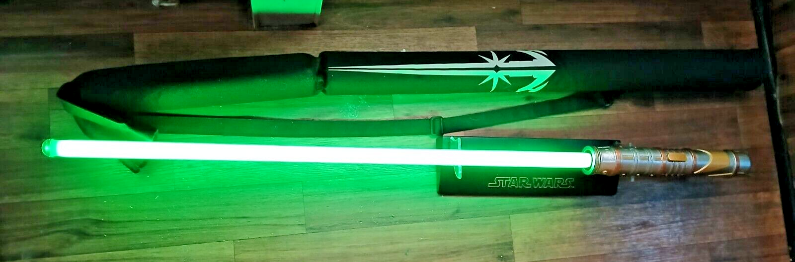 Star Wars Disney Savi’s Protection & Defense Lightsaber W