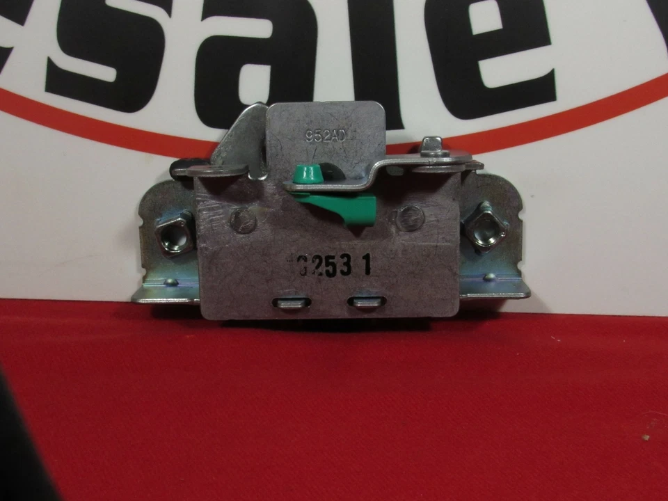 Pestillo de puerta trasera de repuesto Dodge Ram 1500 2500 3500 NUEVO OEM MOPAR Foto 2 de 4