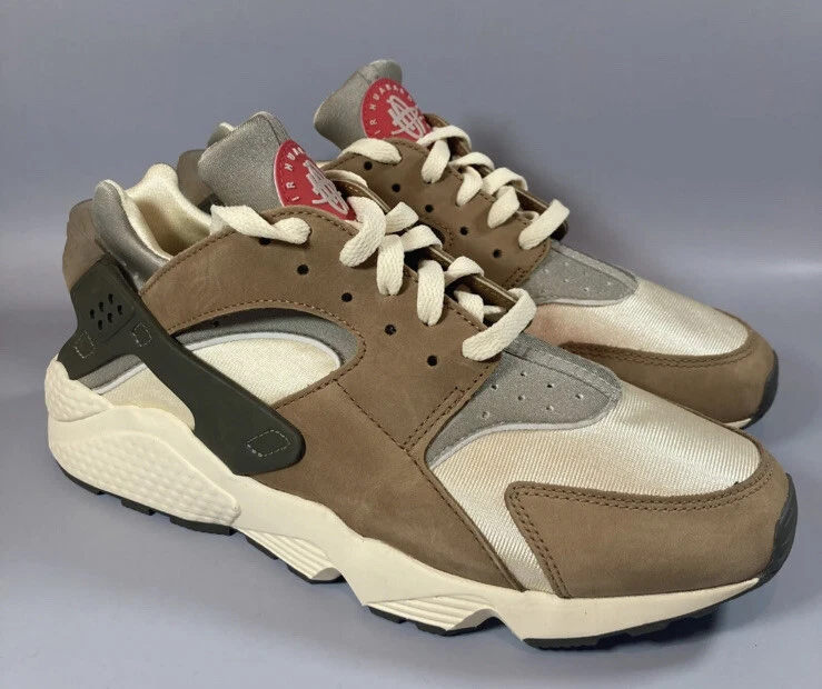 NIKE Air Huarache Stussy “DESERT OAK” SIZE 10 NEW. In Hand DD1381 200