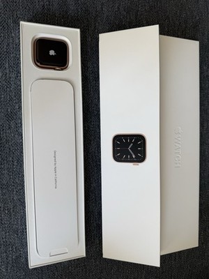 Apple Watch Series 6 40mm Rosé Gold Aluminium Sandrosa Sportarmband GPS