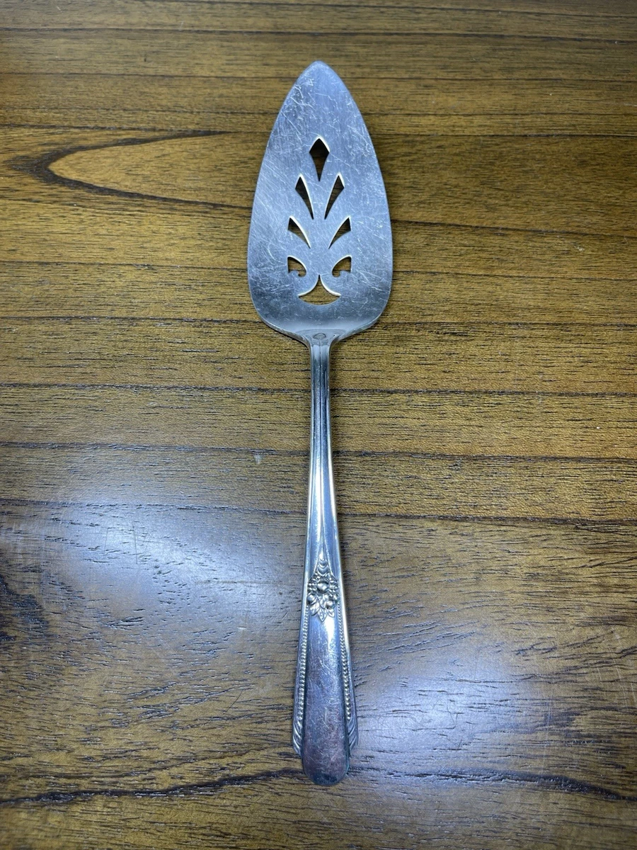 Wm. Rogers A Cake/Pie Server Antique US Silver-Plated Flatware for