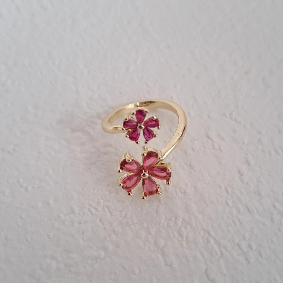 Goldplated Open Ring, Embed With Pink Zircons