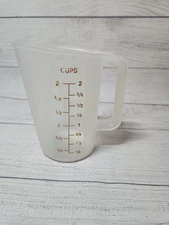 Vintage Tupperware 2-Cup Liquid Pour Measuring Cup #1669 - Sheer