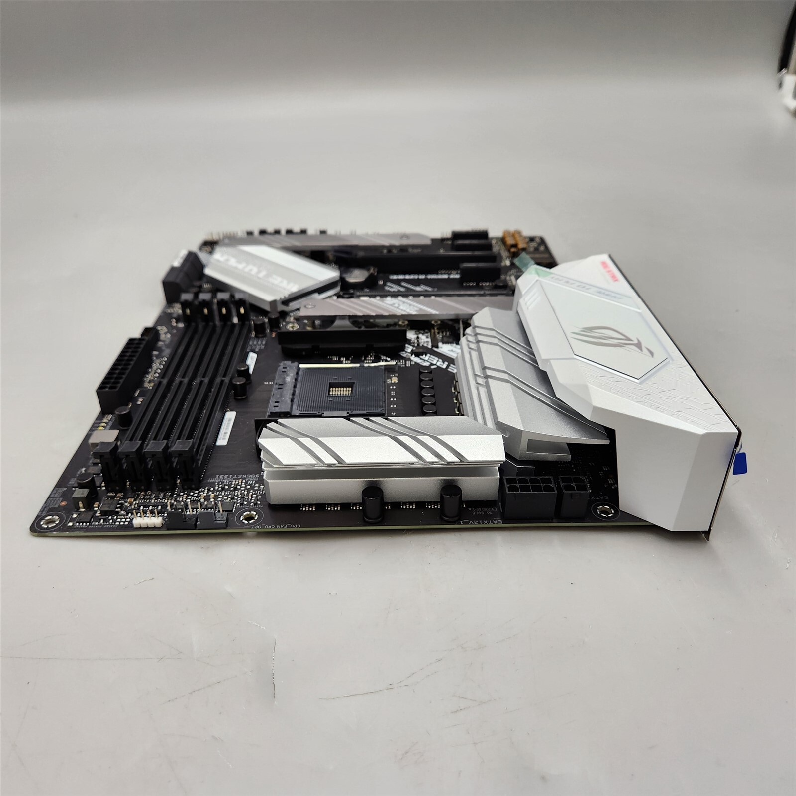 ASUS ROG Strix B550A Gaming AMD AM4 Zen 3 ATX Motherboard NOT WORKING