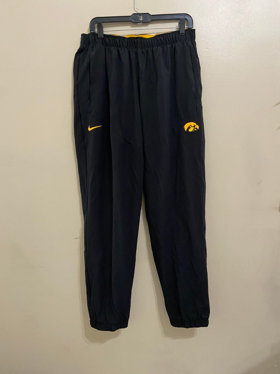 【M】ナイキ NCAA アイオワ大学 スウェット MS004 NIKE NCAA スウェット パーカー IOWA アイオワ大学 - メルカリ