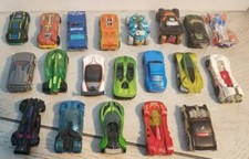 Hot Wheels - Matchbox Lot of 20 Cars Diecast Vintage to Present Lot 4