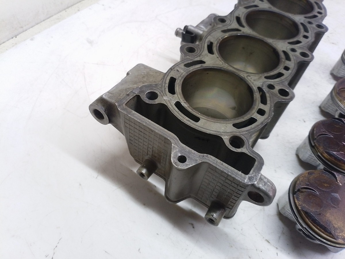 きくりん 2000-2002 Kawasaki ZX6R Cylinders with Pistons