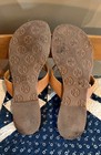 Tory Burch Thora Brown Leather Thong Gold Tone Logo Medallion Sandals Sz 6 — photo 5