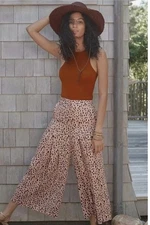 Anthropologie Isobel Pleated Leopard Print Wide-Leg Cropped Pants Culottes XS 