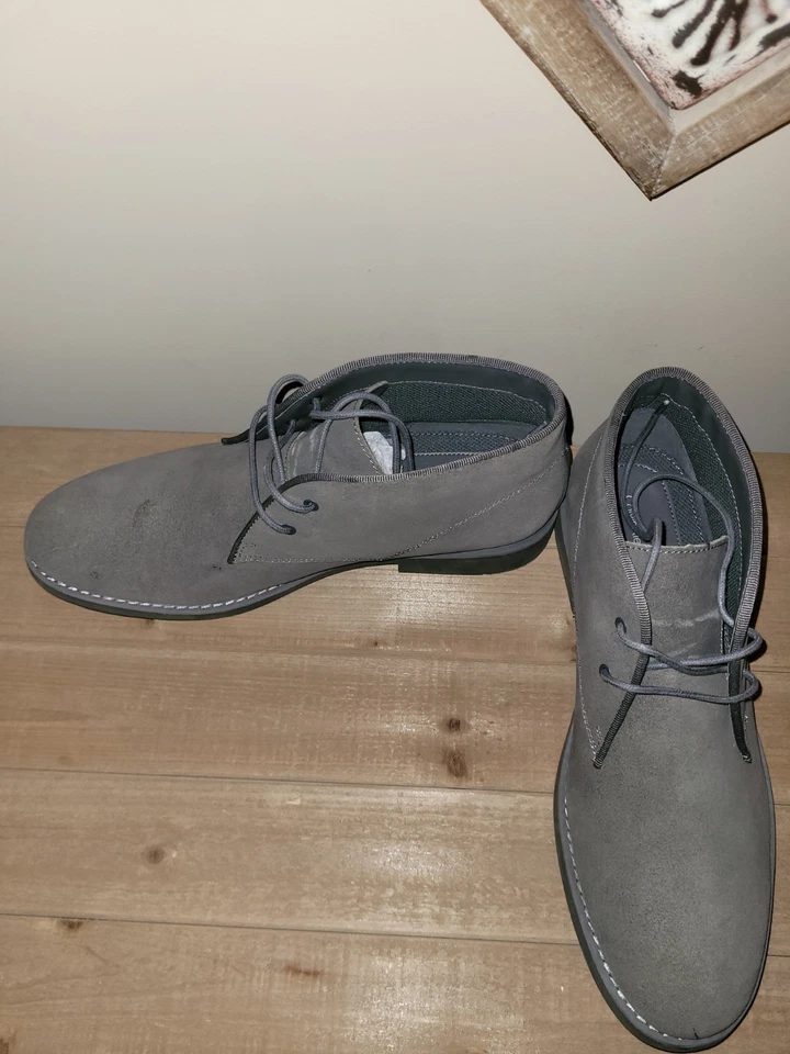 Botines Calvin Klein para hombre gris gamuza look cordones talla 11 Foto 3 de 4