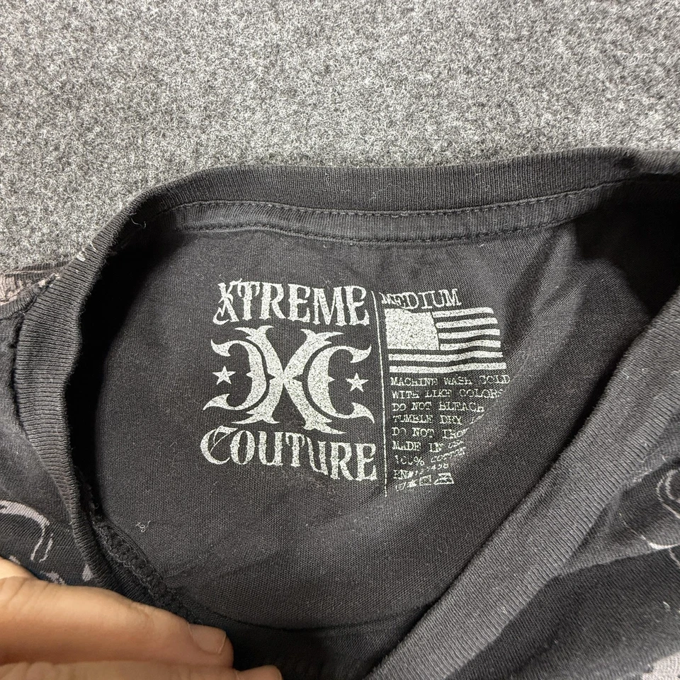 Camisa Xtreme Couture Para Hombres Mediana Negra Gráfica Águila Tatuaje MMA Aflicción Y2K Foto 3 de 4