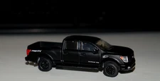 2018 Nissan Titan XD Pro 4x Truck Limited Edition Black 1:64 Diecast Greenlight