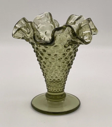Vintage FENTON Green Ruffled Crimped Edge Hobnail Glass Trumpet Bud Vase 4"