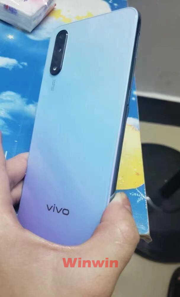 スマートフォン本体 VIVO Z5   6G+256G Vivo Z5