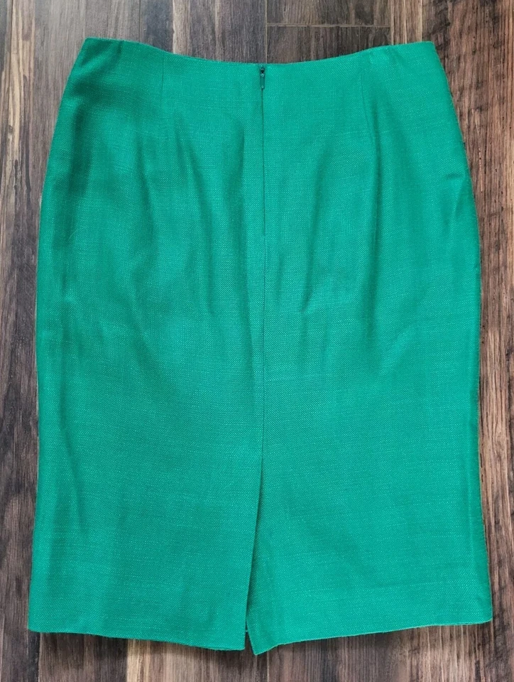 Falda lápiz Boden Kelly verde forrada abertura talla 6L Foto 4 de 4