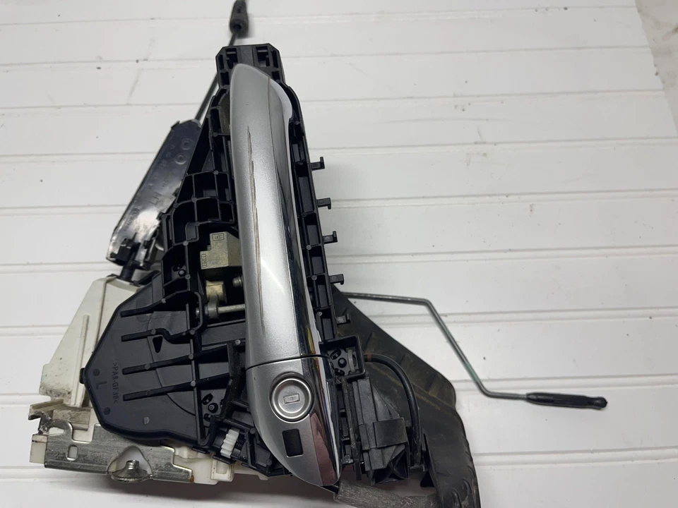 06-11 Mercedes Benz ML500 W164 Front Driver Left Door Handle With Actuator Oem - Image 2 of 4