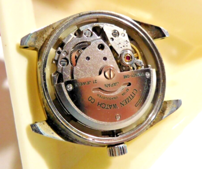 CITIZE 8210A 21 JEWELS AUTO, DATE RUNNING. NEEDS CLEANING, OIL