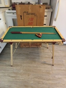 Vintage Burrowes 402 Miniature Pool table w/ 2 sticks, balls, rack, & box. rare