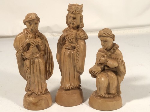 Solid Olive Wood Hand Carved Nativity 11 Piece Set - Picture 8 of 12