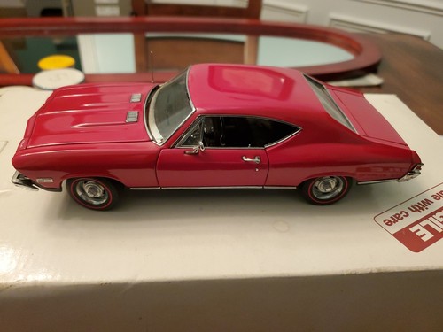 Danbury Mint 1:24 Diecast 1968 Chevrolet Chevelle SS-396 Muscle Car mit Box