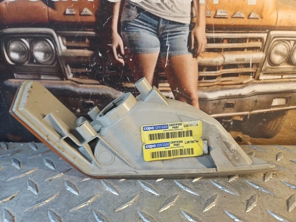 2007-17 吉普爱国者司机左公园灯/转向信号  — 第 4/4 张图片